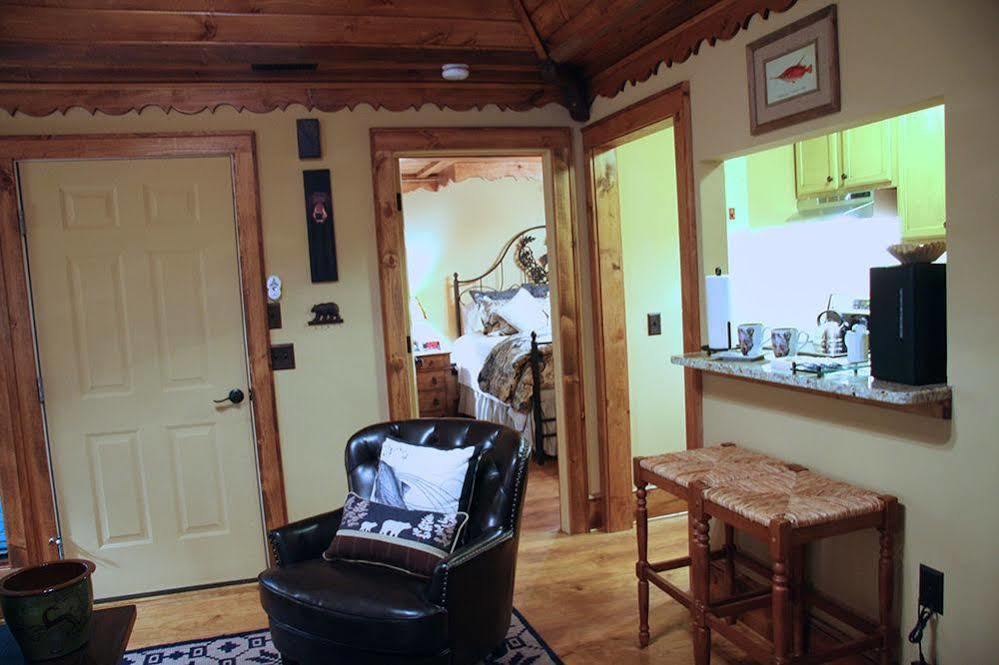 Black Bear Lodge Of Sapphire Екстер'єр фото